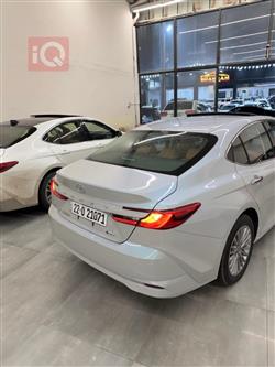 تۆیۆتا کامری